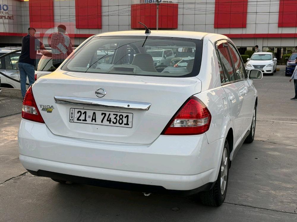 Nissan Tiida